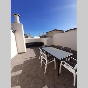 mc-apartamento-con-solarium.hotelsinnerja.org/